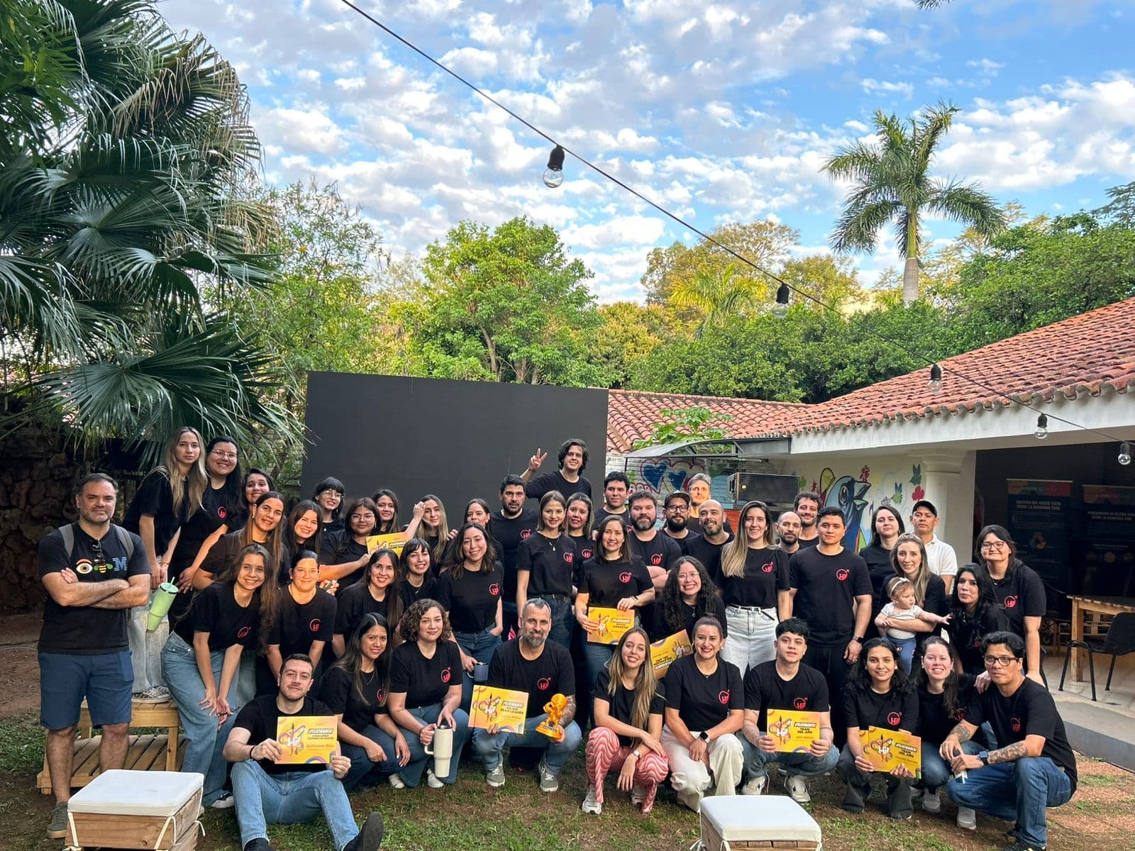 Nasta celebra 58 años conectando marcas con personas