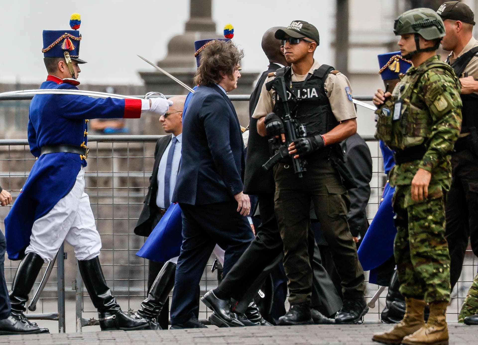 Argentina y Ecuador reducen al 10% el arancel para vehículos argentinos