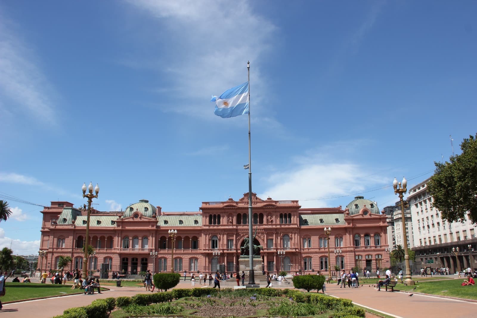 Argentina podría cerrar 2027 con inflación de entre 20,7% y 29%