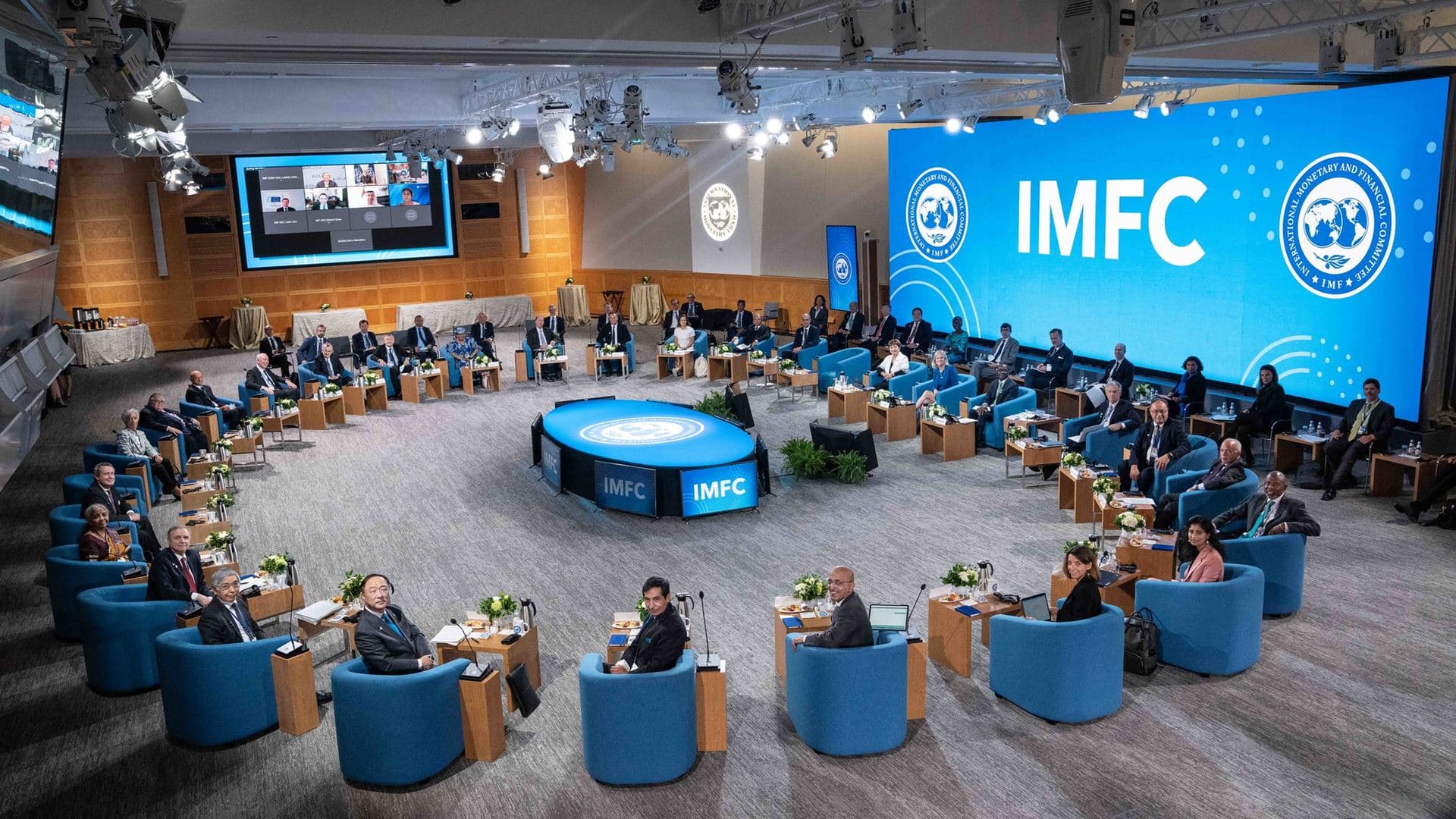 FMI y Banco Mundial se reúnen con deuda y energía en agenda