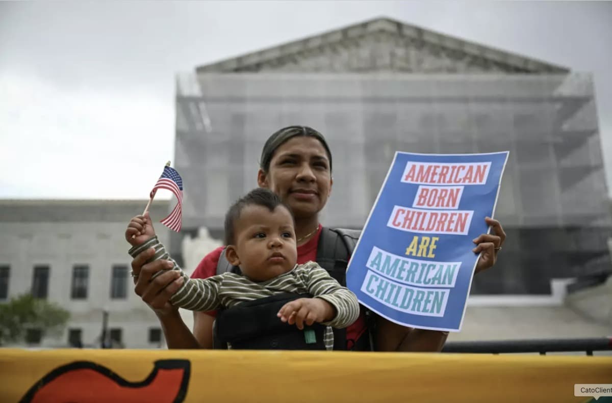 Estados Unidos reabre disputa por ciudadanía automática