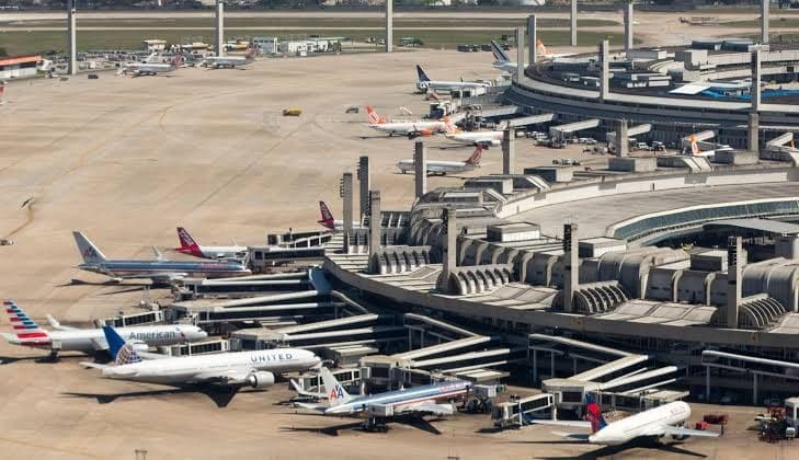 Pasajeros conflictivos podrán ser vetados de vuelos en Brasil