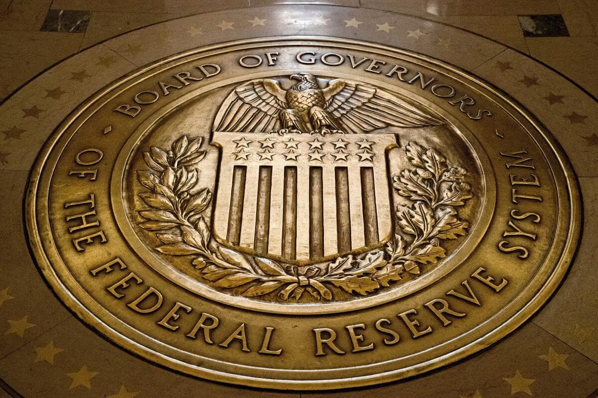La Fed eleva su tasa y lleva el rango a 3,75%–4%