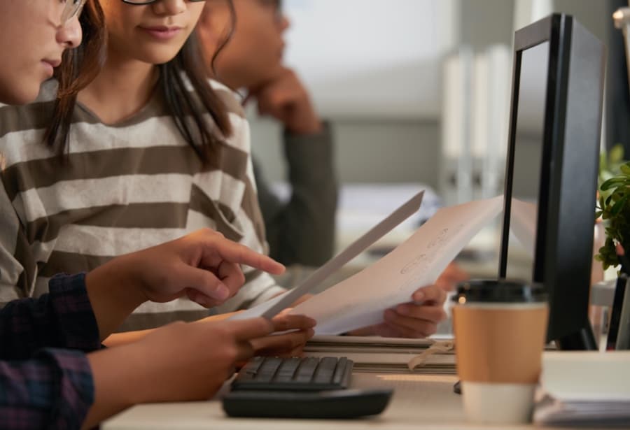 Reino Unido prueba cursos de IA contra el desempleo juvenil