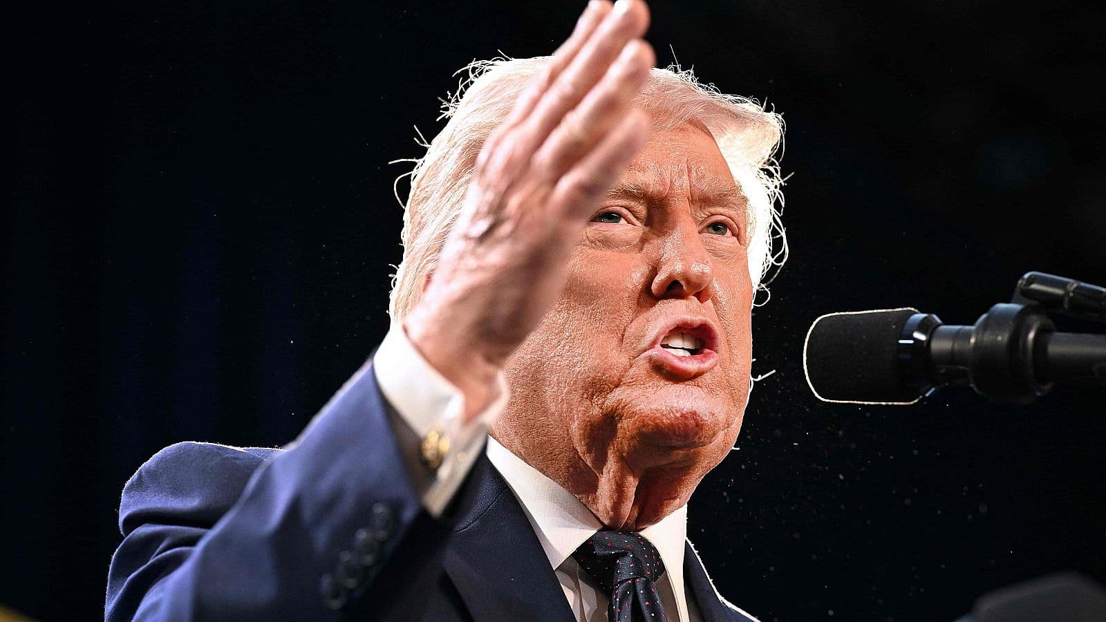 Trump afirma que acuerdo con Irán está más cerca mientras inicia tregua en el Líbano