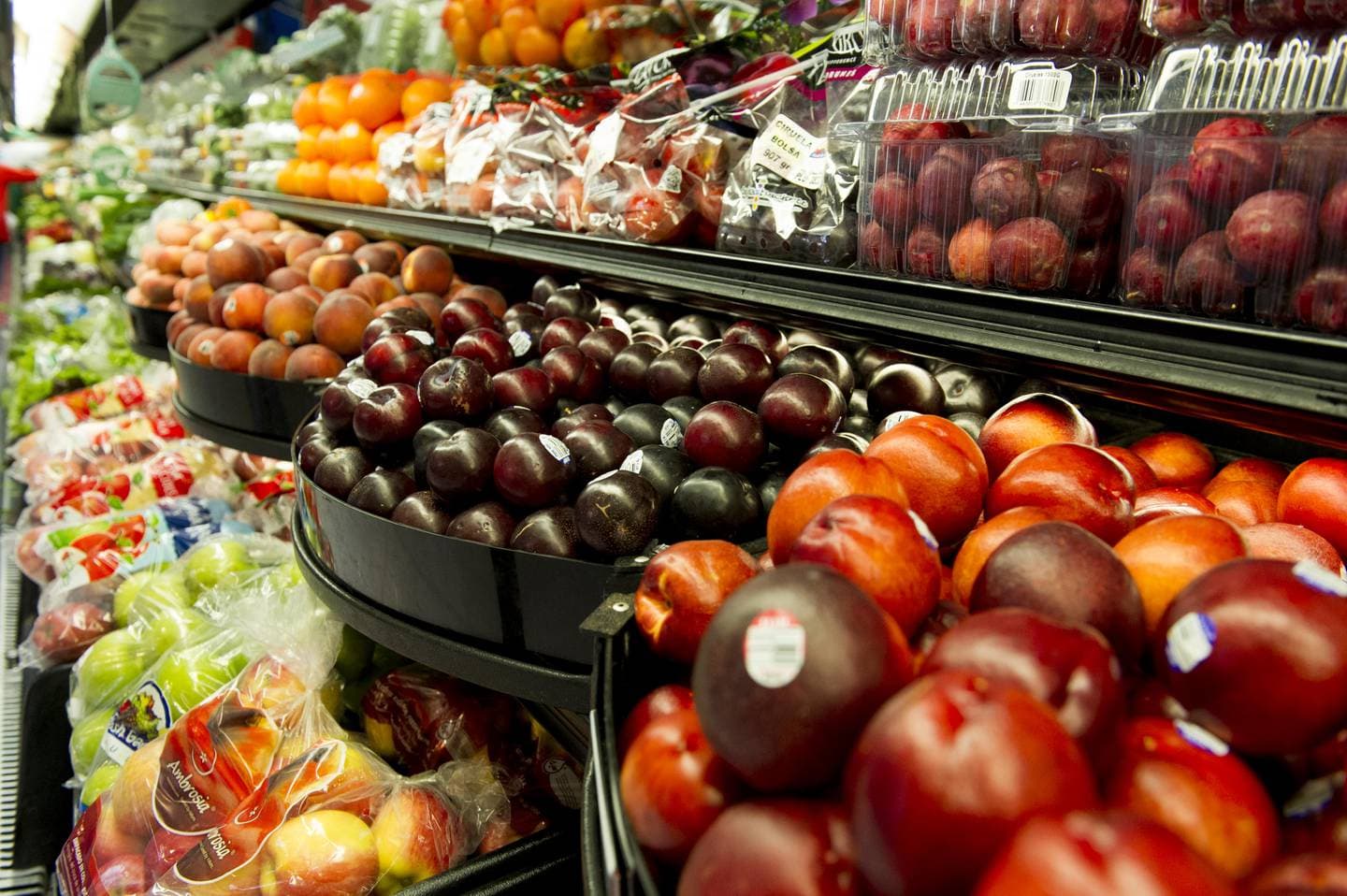 Importaciones de alimentos y bebidas crecieron más de US$ 143 millones en 12 meses