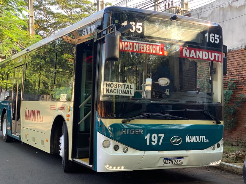 Salen a las calles 40 nuevos buses eléctricos del transporte público