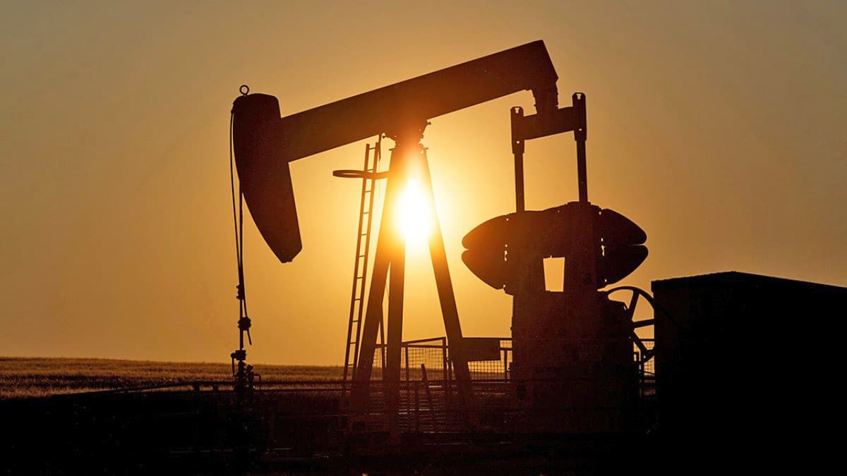 Wall Street cae con el petróleo sobre los US$100
