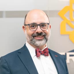 Jorge D. Usandivaras