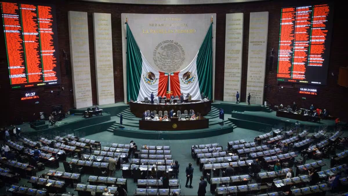 Diputados mexicanos aprueban impuestos a refrescos, tabaco, videojuegos y apuestas