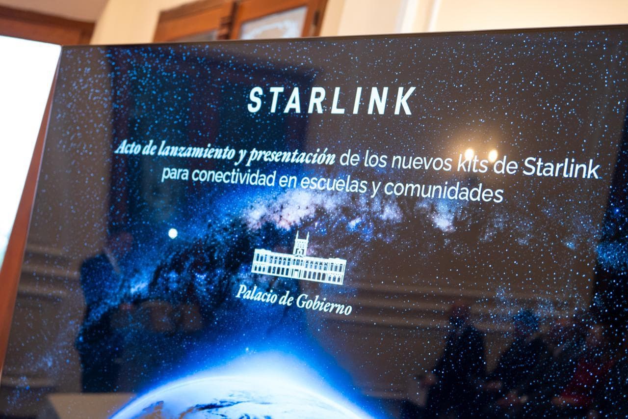 MITIC inicia despliegue de 1.600 terminales Starlink en Paraguay