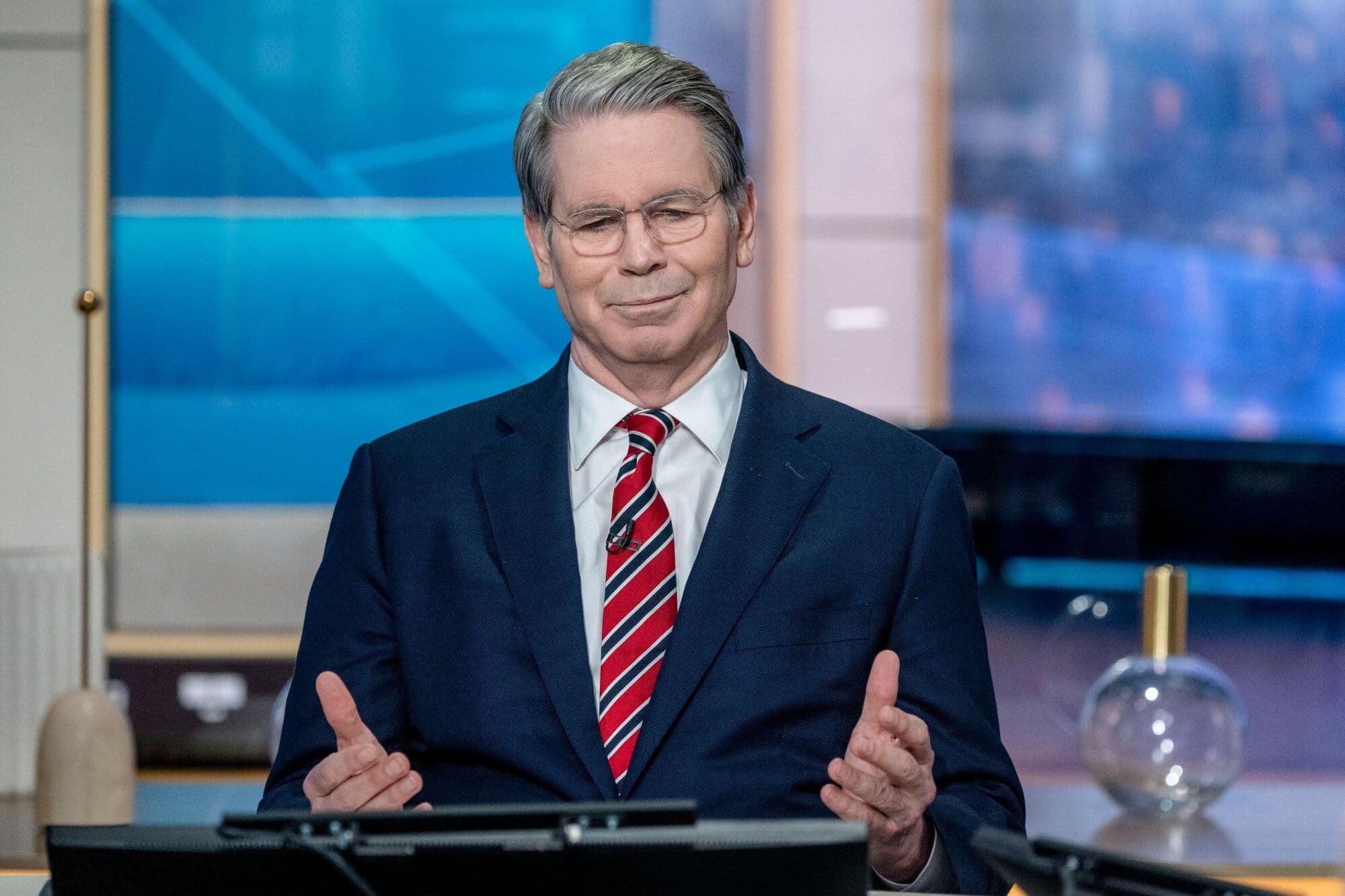 Secretario del Tesoro afirma que los aranceles de Trump podrían restablecerse en julio