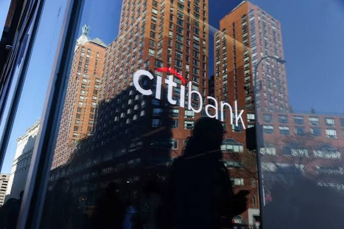 Citigroup eleva 40% su beneficio neto, con los mejores ingresos en una década