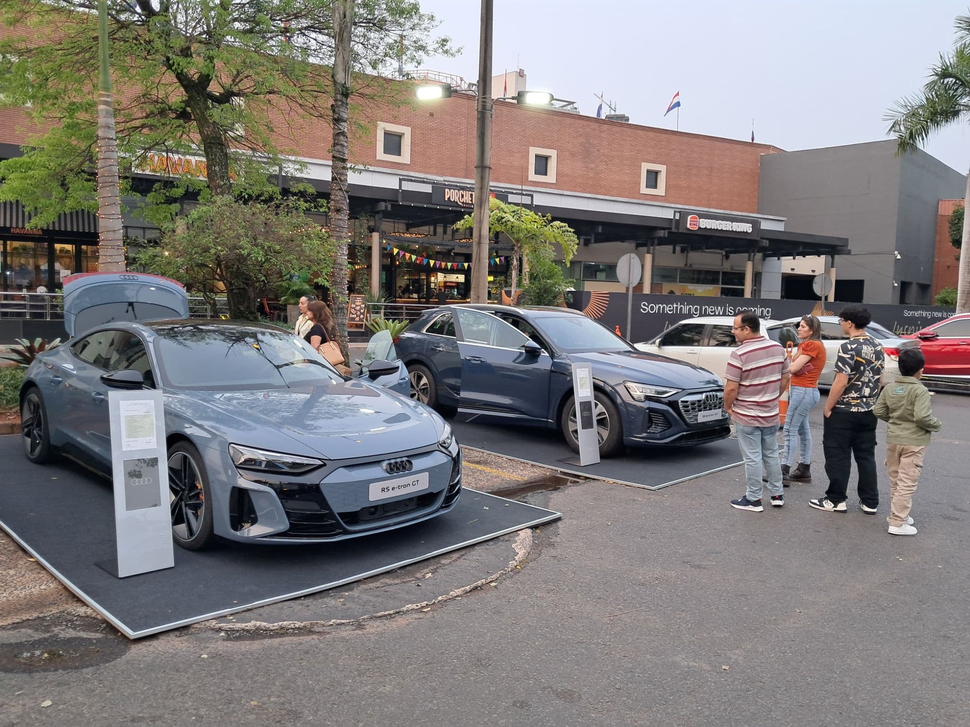 Las importaciones de vehículos híbridos y eléctricos se dispararon 138% en febrero