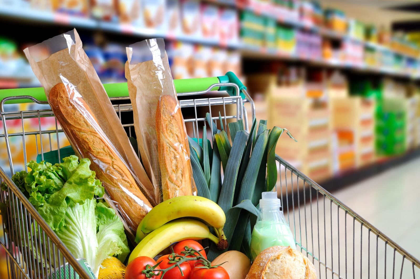 Consumo consolida una recuperación moderada con un crecimiento del 2% al cierre de octubre