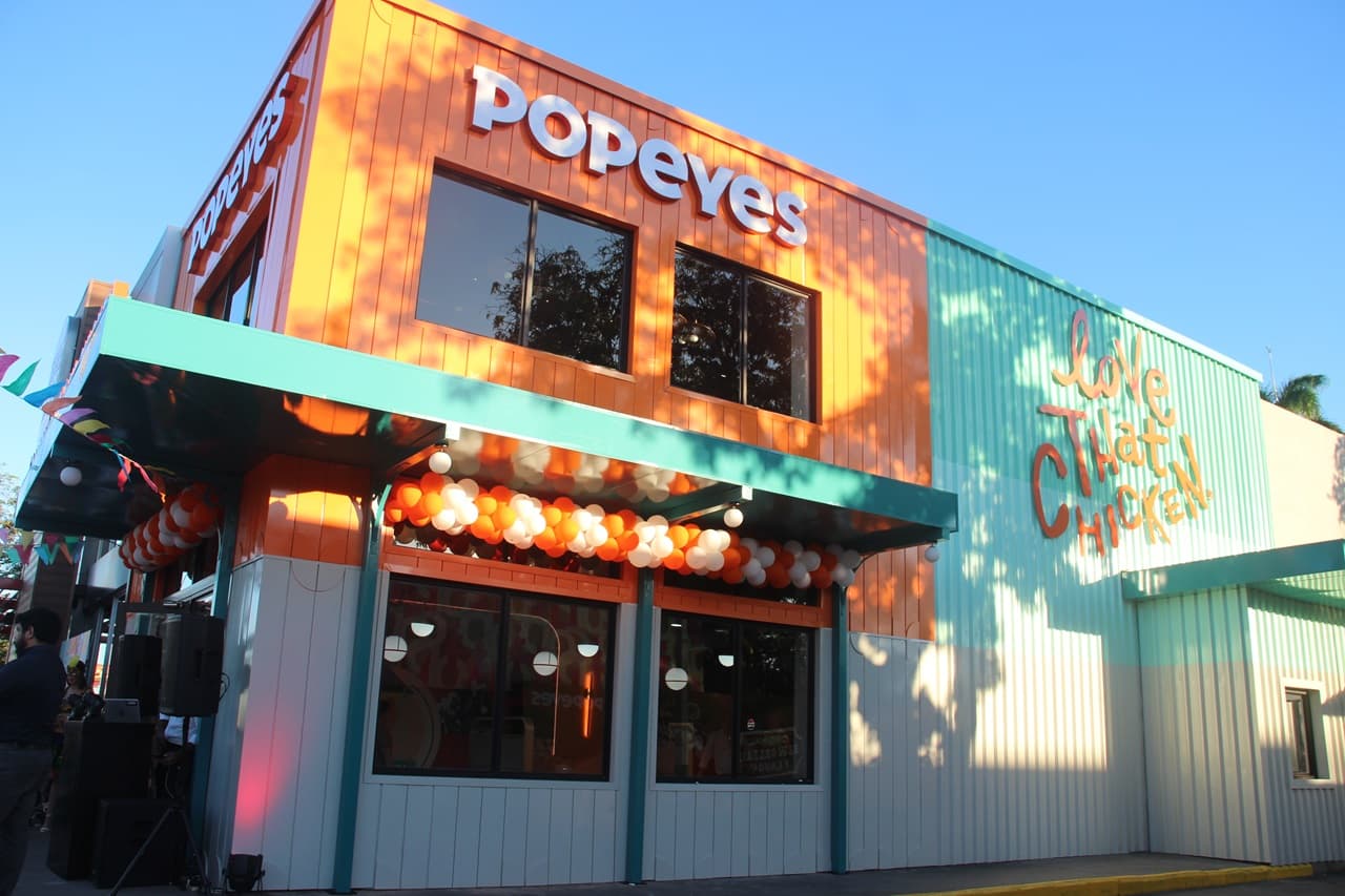 Popeyes inaugura primeros restaurantes en Paraguay y proyecta expansión
