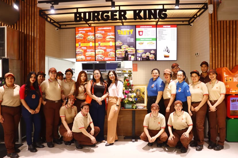 Formación interna sostiene la expansión de Burger King en Paraguay