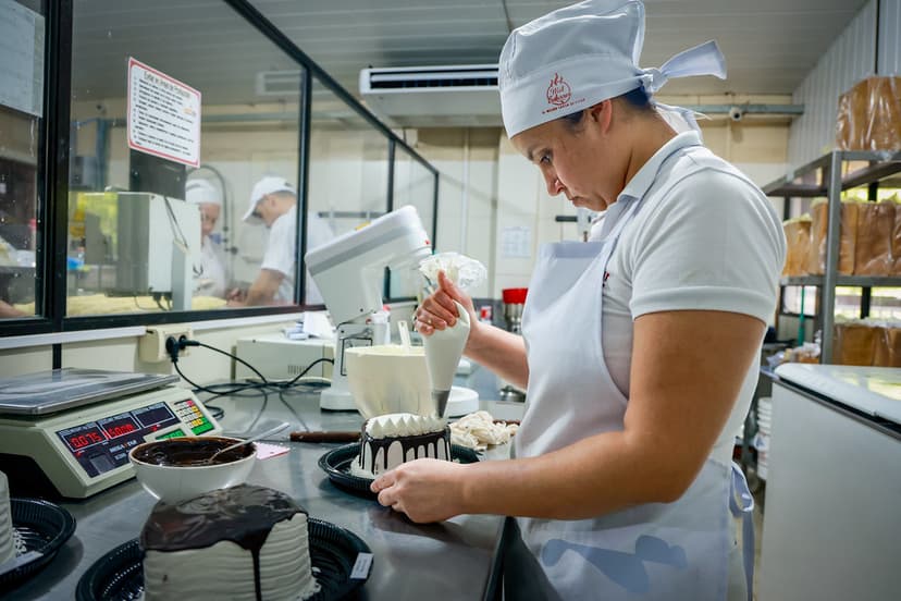 Mipymes apuntan al BCP y Seprelad como obstáculo para su crecimiento