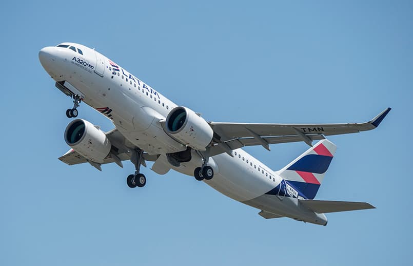 LATAM asume la ruta a Montevideo tras la salida de Paranair