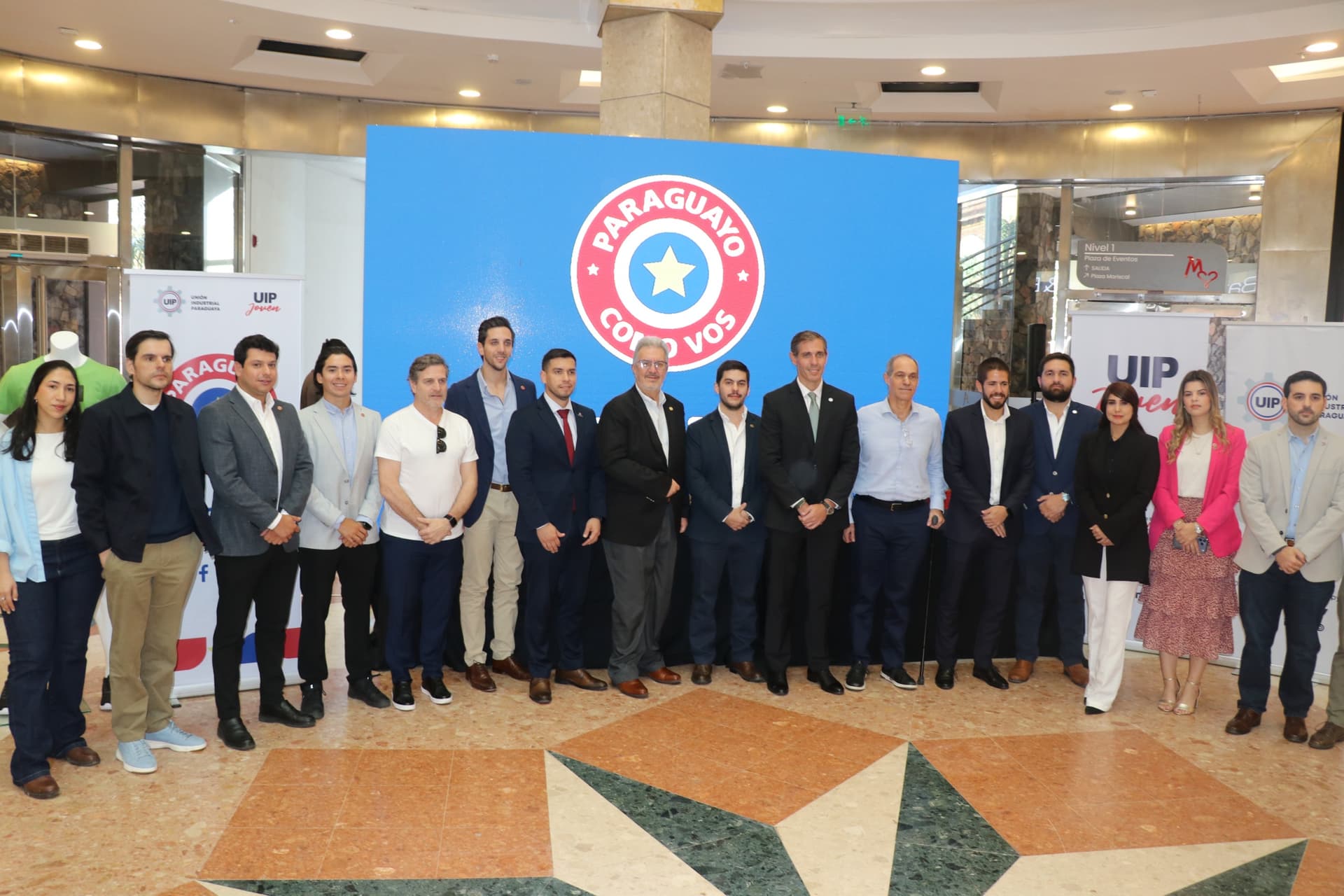 La industria nacional busca ganar espacio en los shoppings
