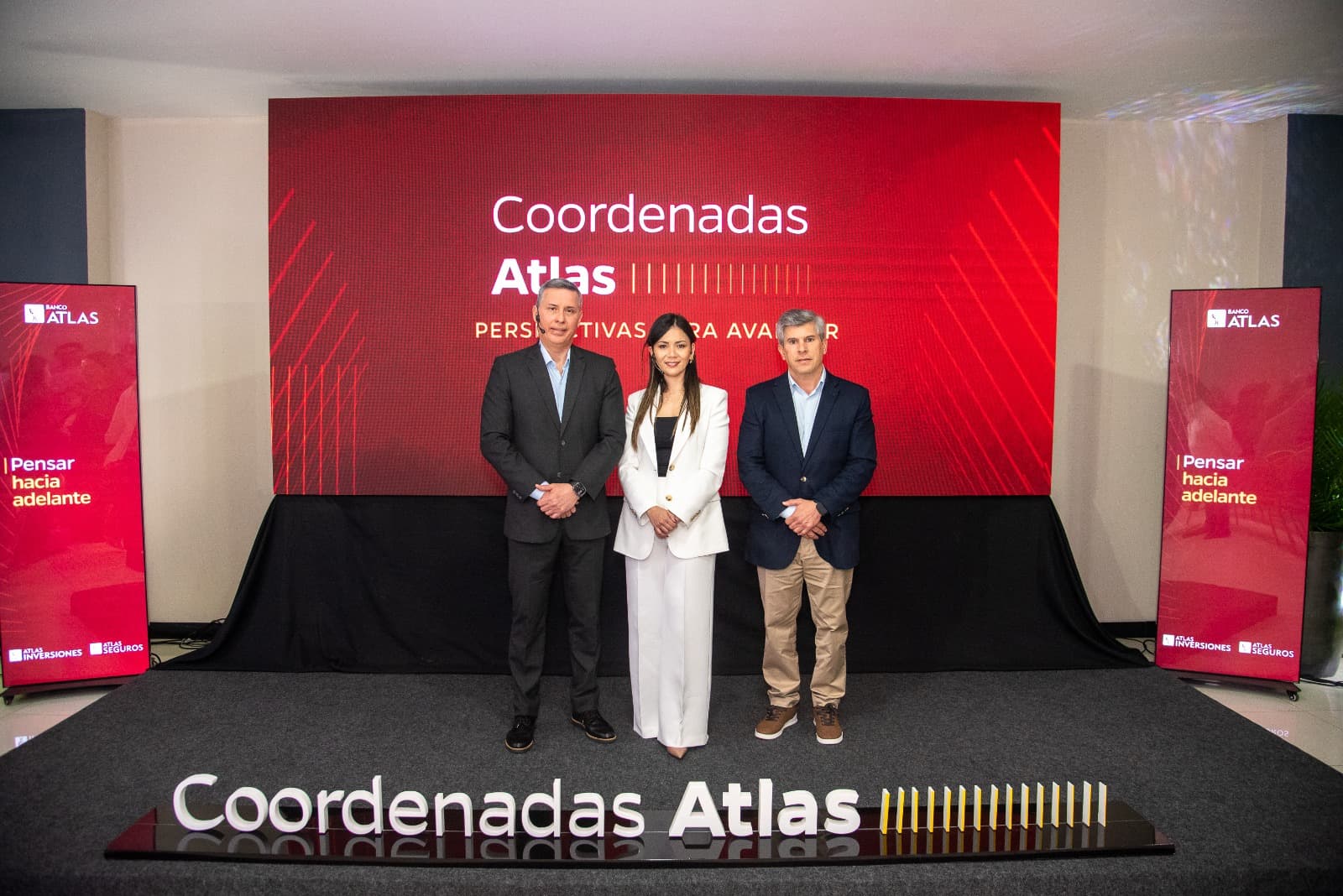 Banco Atlas llevó a Ciudad del Este el análisis económico y las perspectivas para 2027