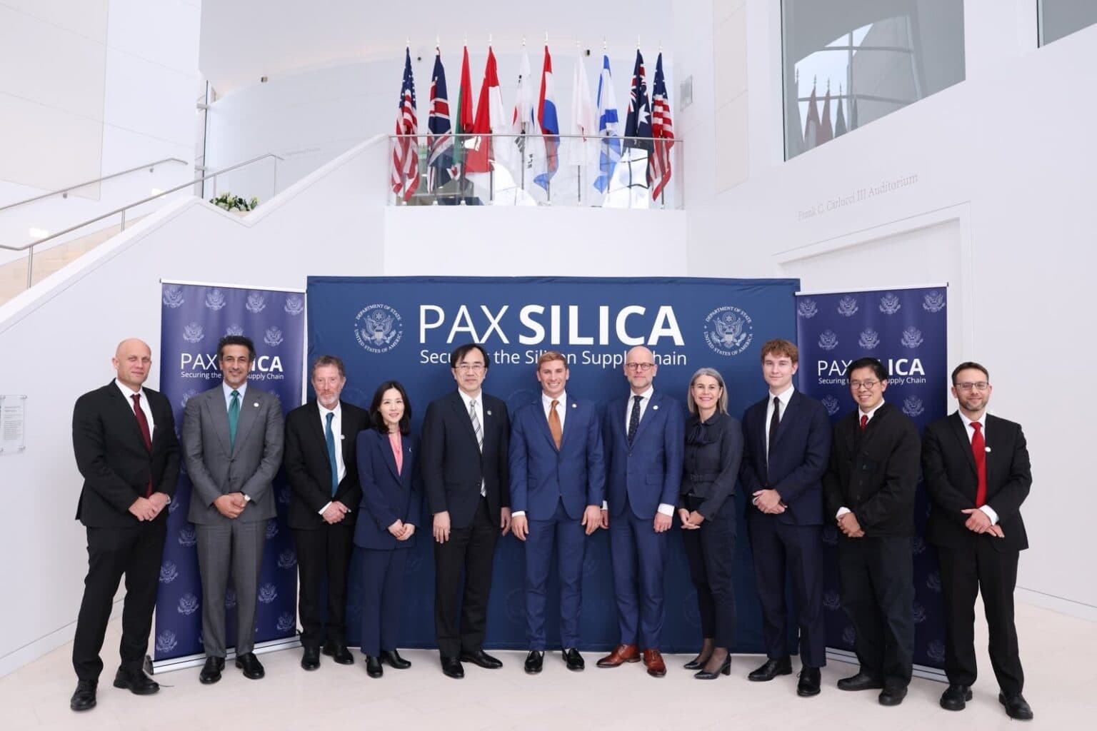 Paraguay se suma a Pax Silica y busca convertir su energía en inversiones para IA