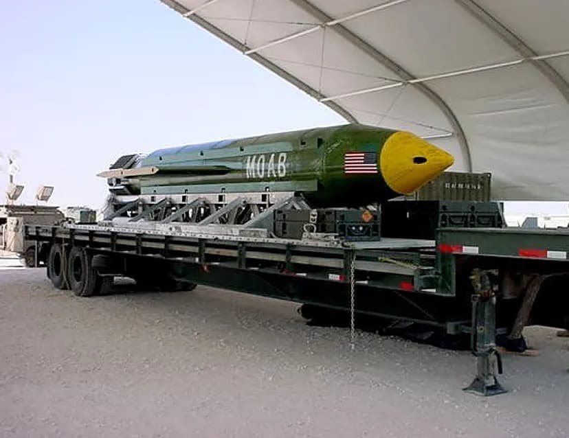 EE.UU. prepara planes para usar la "madre de todas las bombas" contra Irán