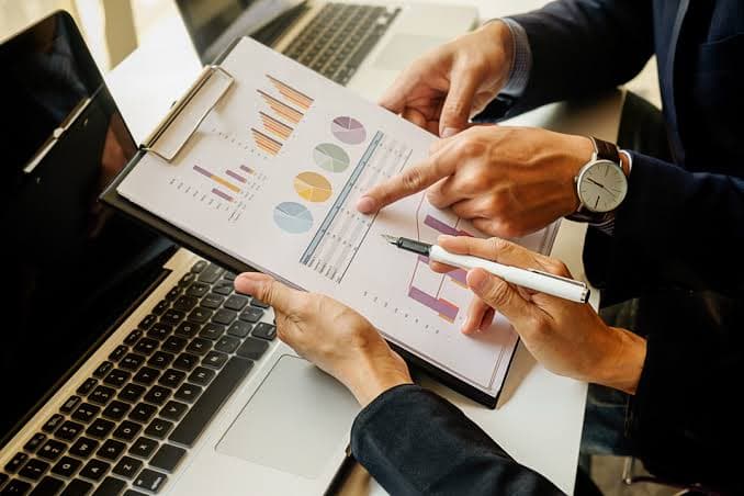 La trampa de la complacencia: cuando el rating se convierte en excusa